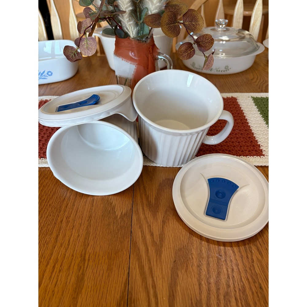 CorningWare French White 20 oz Ribbed Stoneware Mugs with Vented Lids Set of 2